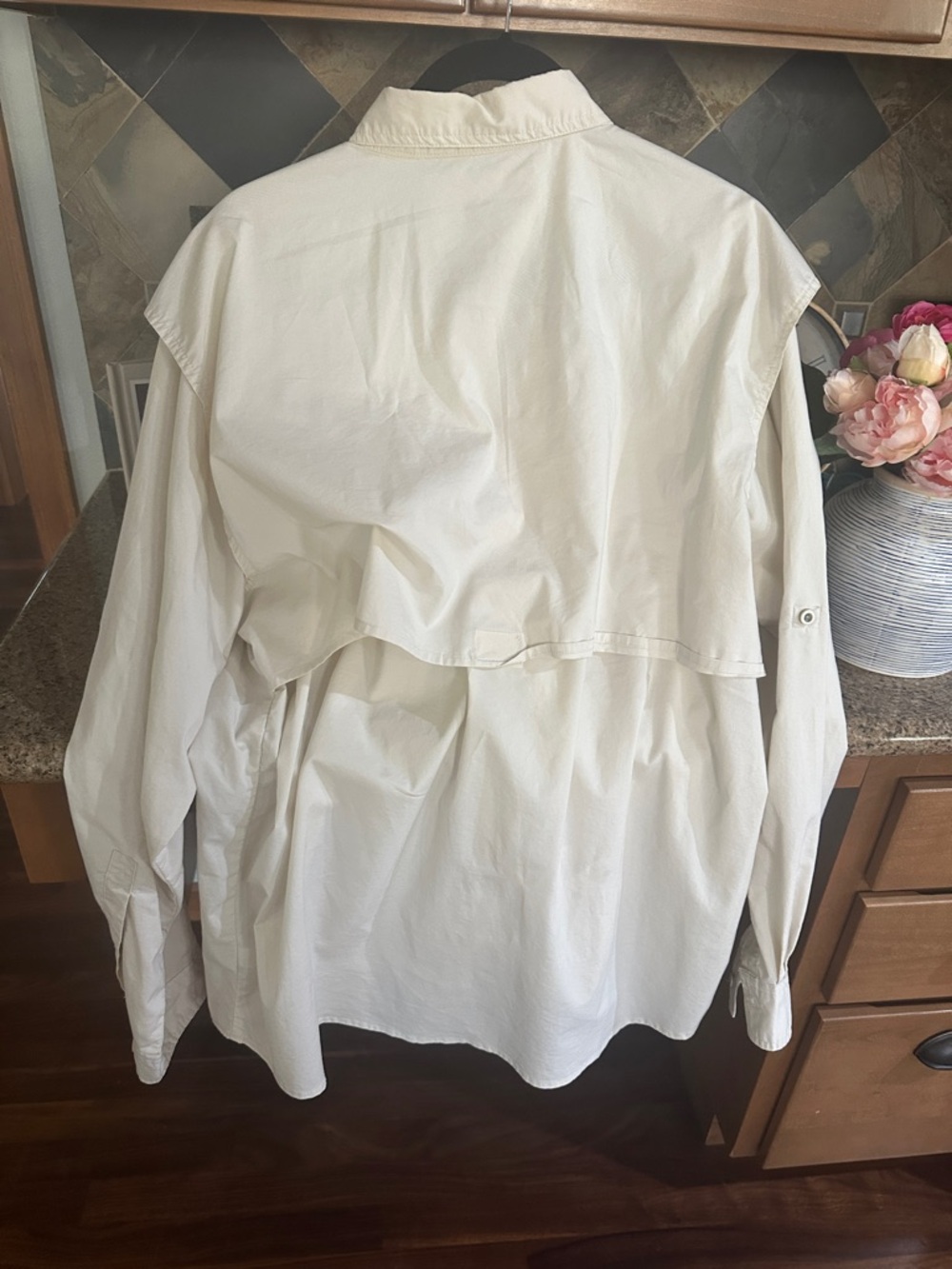 Bass Pro Shops Men's Khaki Button-Down Field Shirt , size Xl - Picture 7 of 12